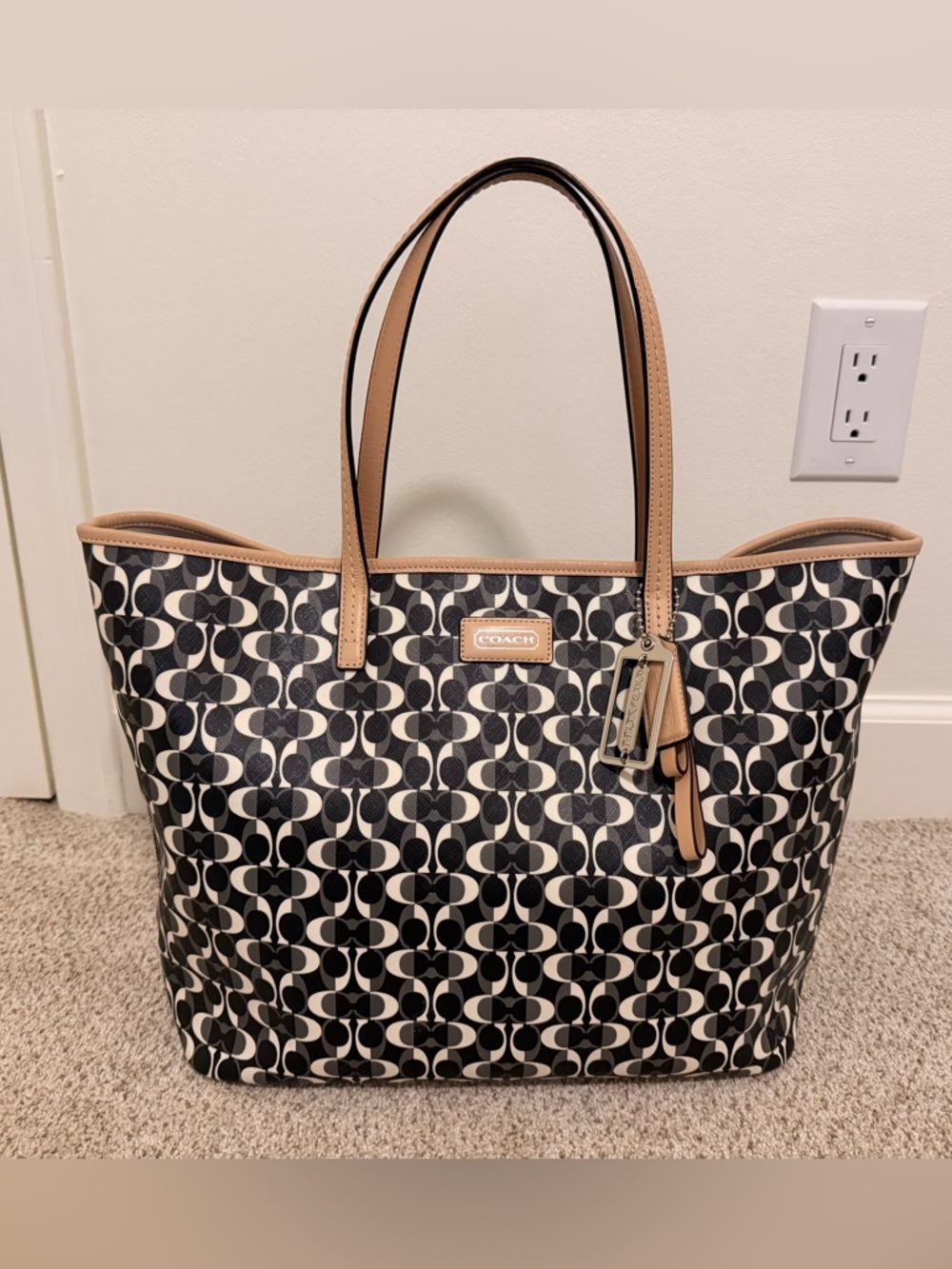 Coach Park Metro Dream C Tote Bag (model F25673)